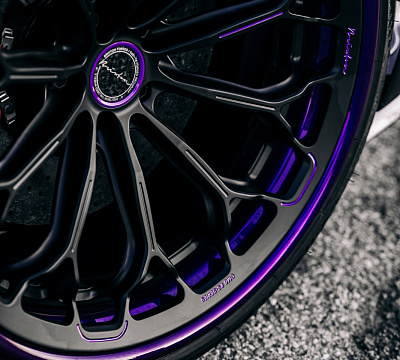 Фото дисков Brixton Forged CM6-RS на McLaren 720S