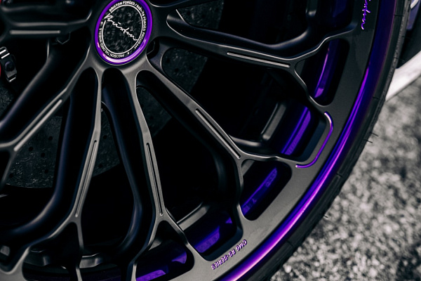 Фото дисков Brixton Forged CM6-RS Черный сатин на McLaren 720S