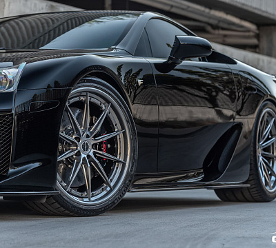 Фото дисков Brixton Forged R11-R на Lexus LFA