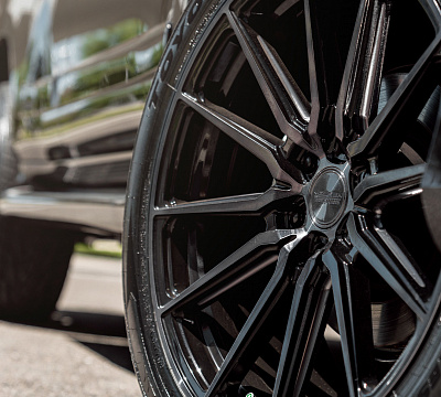 Фото дисков Vossen HF6-1 на Lexus GX II