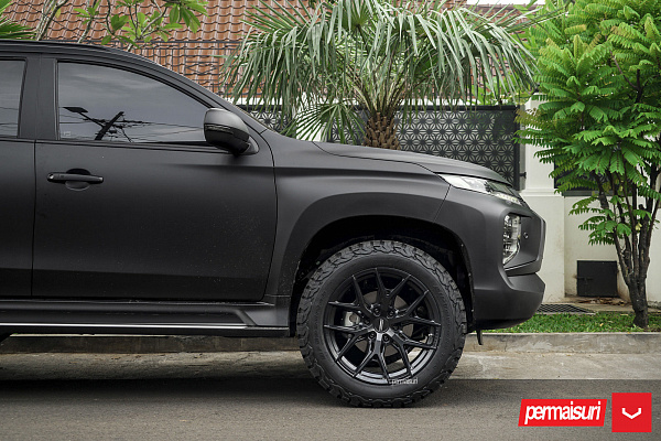 Фото дисков Vossen HF6-4 Черный сатин на Mitsubishi Pajero Sport III