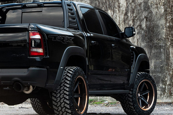 Фото дисков Anrky AN36-S Черный сатин на Ram 1500 V