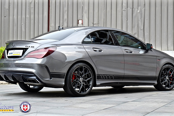 Mercedes-Benz CLA 43 AMG