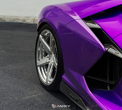 Фото дисков Anrky RS5.2 на Lamborghini Revuelto
