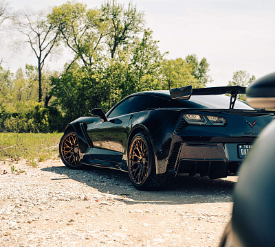 Фото дисков HRE 520M на Chevrolet Corvette C7