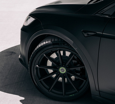 Фото дисков Brixton Forged R11-R на Tesla Model X
