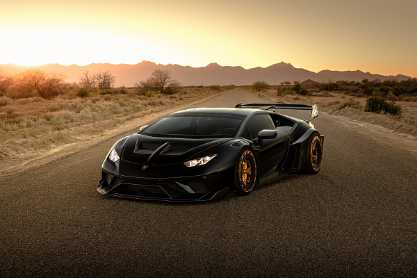 Фото дисков Brixton Forged PF7 Aerotech Глянцевая бронза на Lamborghini Huracan