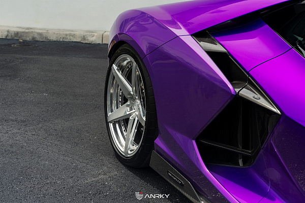 Фото дисков Anrky RS5.2 Полированный лак на Lamborghini Revuelto