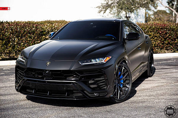 Фото дисков Anrky AN30 Черный сатин на Lamborghini Urus