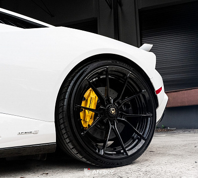 Фото дисков Anrky AN22 на Lamborghini Huracan