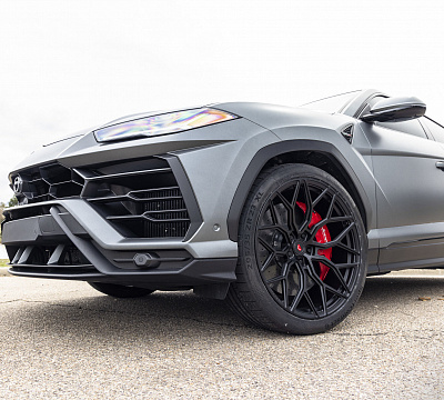 Фото дисков Vossen S17-01 на Lamborghini Urus