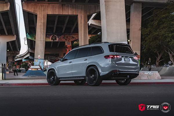 Фото дисков Vossen S17-16 Черный глянец на Mercedes-Benz GLS (X167)