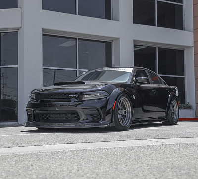 Фото дисков American Racing VF545 на Dodge Charger VII