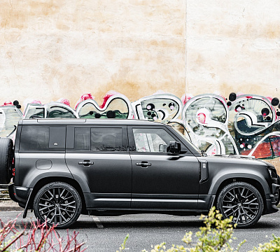 Фото дисков Kahn RS 3.0 на Land Rover Defender II