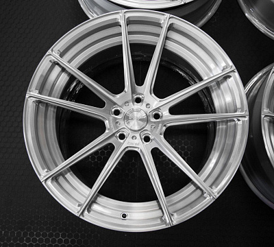 ADV.1 ADV5.2 M.V2 SL