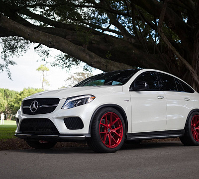 Фото дисков HRE P101 на Mercedes-Benz GLE I