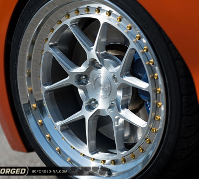 Фото дисков BC Forged LE52 // MLE52 на BMW 2/M2 (F22/F87)