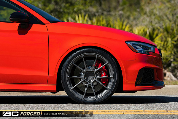 Фото дисков BC Forged EH182 Матовый графит на Audi A/S/RS 3 (8V)