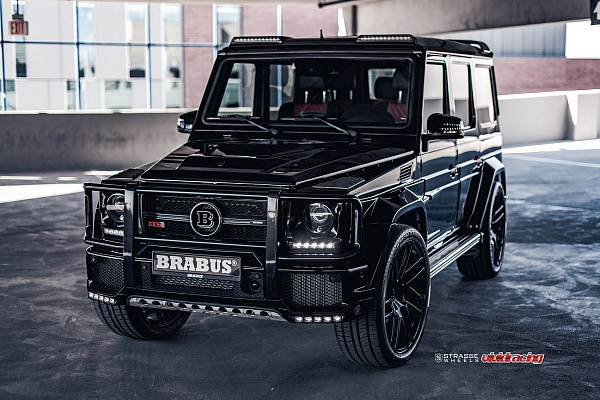 Фото дисков Strasse Wheels SM7T Deep Concave Monoblock Черный глянец на Mercedes-Benz G-Class II