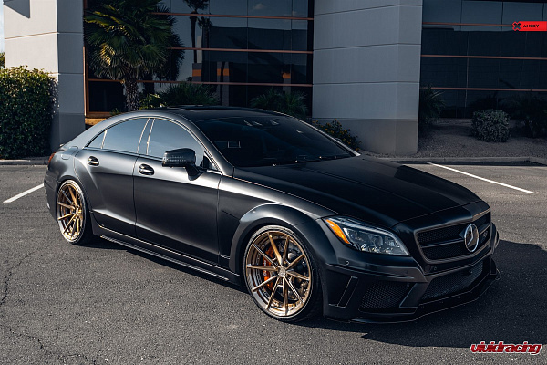 Фото дисков Anrky AN28 Глянцевое темное золото на Mercedes-Benz CLS (C218)