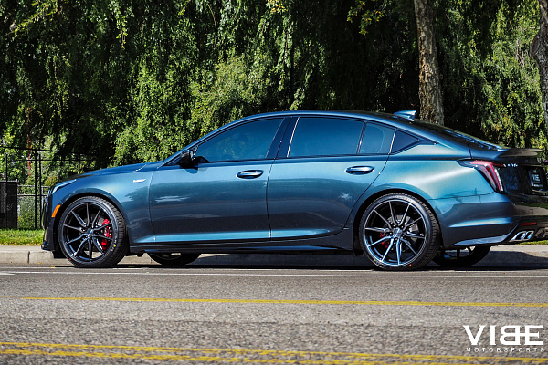 Фото дисков Vossen HF-3 Алмазная проточка на Cadillac CT5