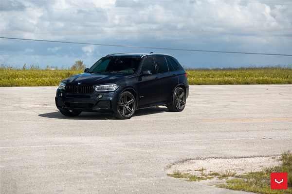 Фото дисков Vossen HF-1 Сатиновый графит на BMW X5/X5 M (F15/F85)