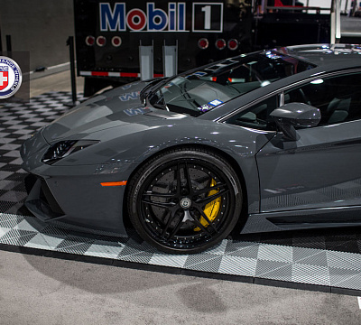 Фото дисков HRE S107 на Lamborghini Aventador