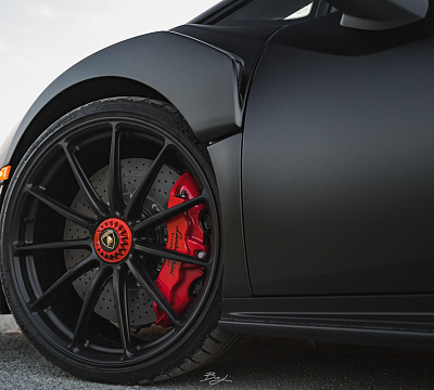 Фото дисков HRE RC103 на Lamborghini Huracan