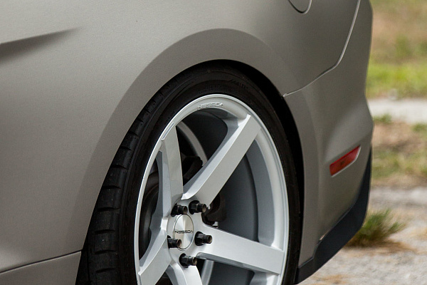 Фото дисков Vossen CV3 Серебро на Ford Mustang VI
