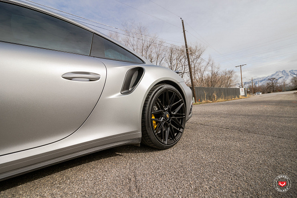 Фото дисков Vossen EVO-5R Черный сатин на Porsche 911 VIII