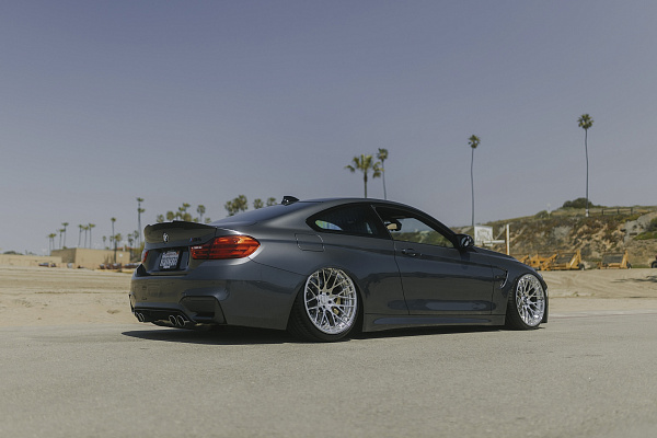 Фото дисков Rotiform RSE Полированный лак на BMW 4/M4 (F32/F82)