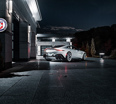 Фото дисков HRE P204 на Aston Martin Vantage 4