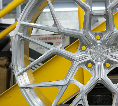 Vossen UV-1