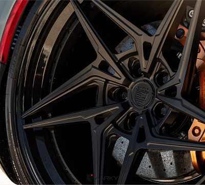 Фото дисков Anrky S3-X3 на Ferrari F8