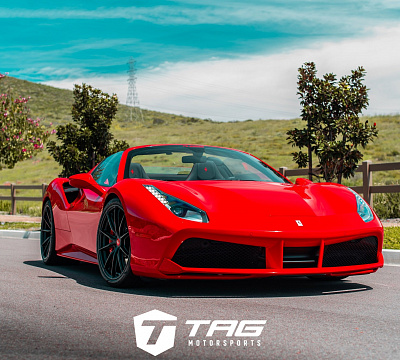 Фото дисков HRE P104SC на Ferrari 488