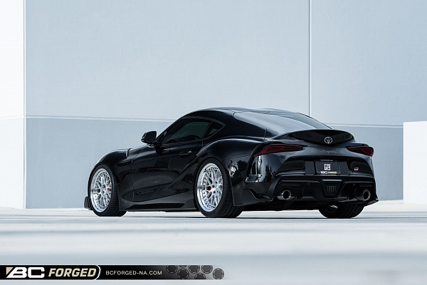 Фото дисков BC Forged LE81 // MLE81 Глянцевый лак на Toyota Supra A90