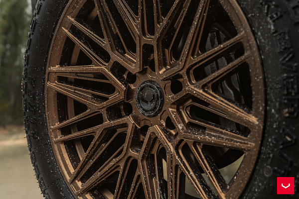 Фото дисков Vossen HF6-5 Сатиновая бронза на Toyota Tacoma III