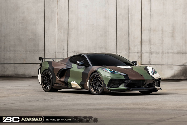 Фото дисков BC Forged HCA381 Черный матовый на Chevrolet Corvette C8