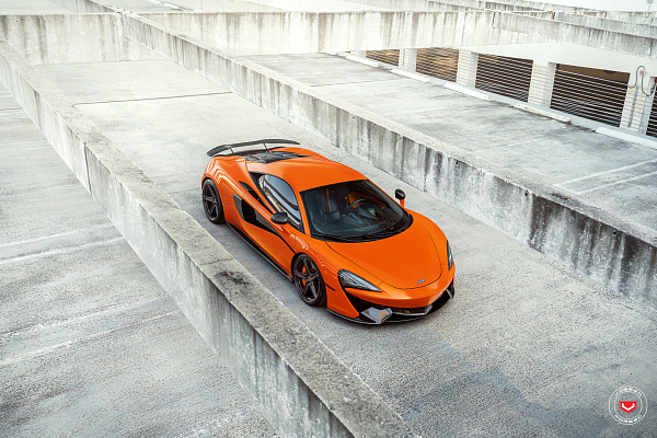 Фото дисков Vossen M-X5 Глянцевый темный лак на McLaren 570S