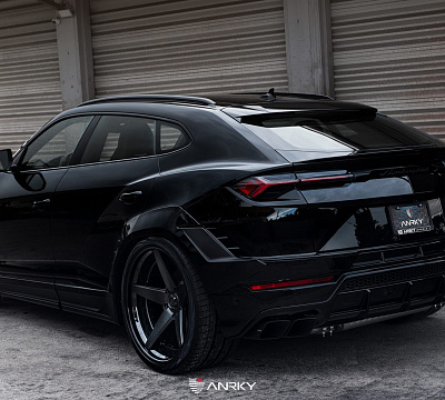 Фото дисков Anrky RS5.3 на Lamborghini Urus