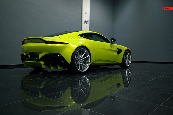Фото дисков Anrky AN18 Глянцевый лак на Aston Martin Vantage 4