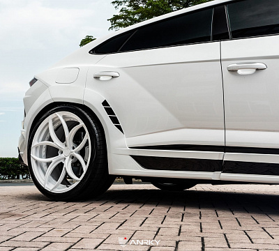 Фото дисков Anrky S2-X0 на Lamborghini Urus