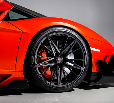 Фото дисков Vossen M-X6 на Lamborghini Aventador