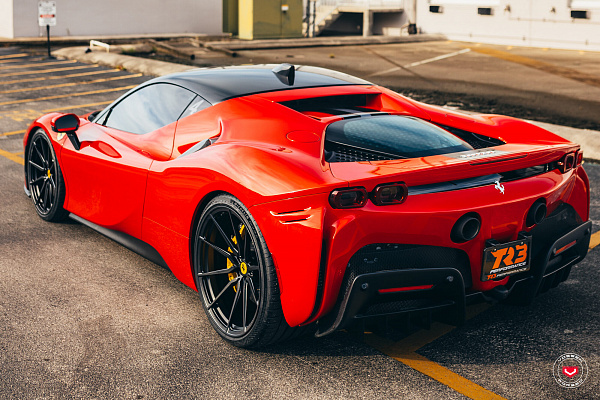 Фото дисков Vossen M-X2 Черный сатин на Ferrari SF90