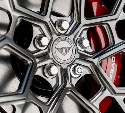 Фото дисков Vossen UV-1 на Land Rover Range Rover Sport II