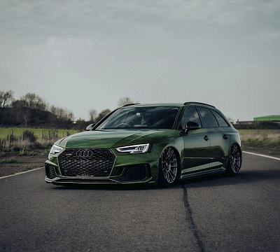 Фото дисков Rotiform OZR на Audi A/S/RS 4 (B9)