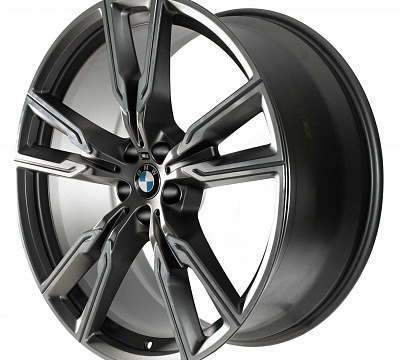 BMW 747M