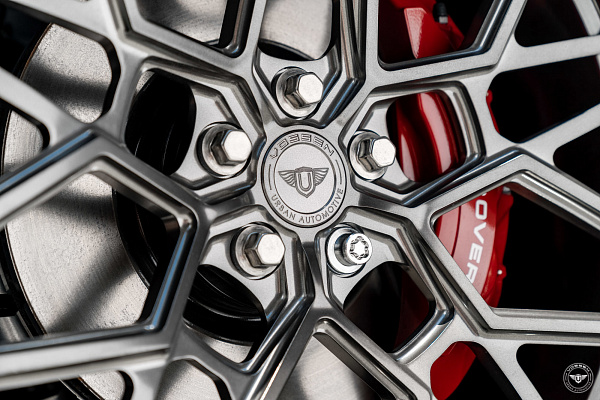 Фото дисков Vossen UV-1 Сатиновый темный лак на Land Rover Range Rover Sport II
