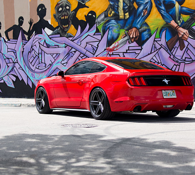 Фото дисков Vossen VFS-5 на Ford Mustang VI