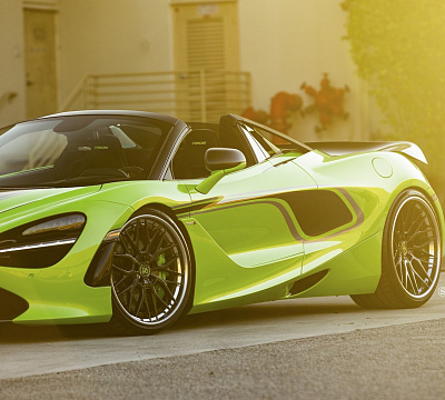 Фото дисков Strasse Wheels SV10M Deep Concave FS на McLaren 720S